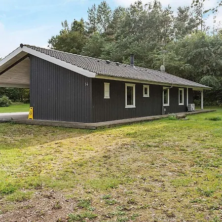 Snug Holiday Home In Ans With Terrace Roe