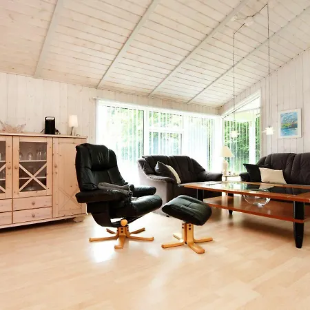 Snug Holiday Home In Ans With Terrace Roe