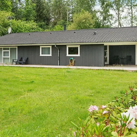 Snug Holiday Home In Ans With Terrace * Roe
